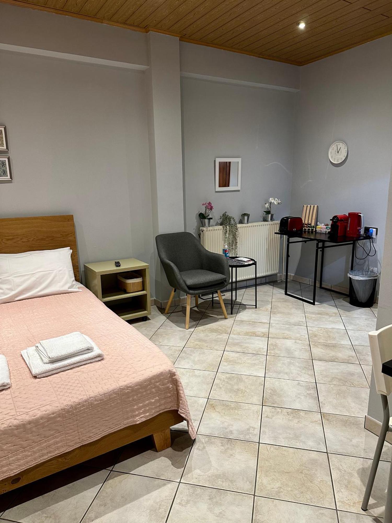 Beautiful Apartment Athens Keramikos Екстер'єр фото